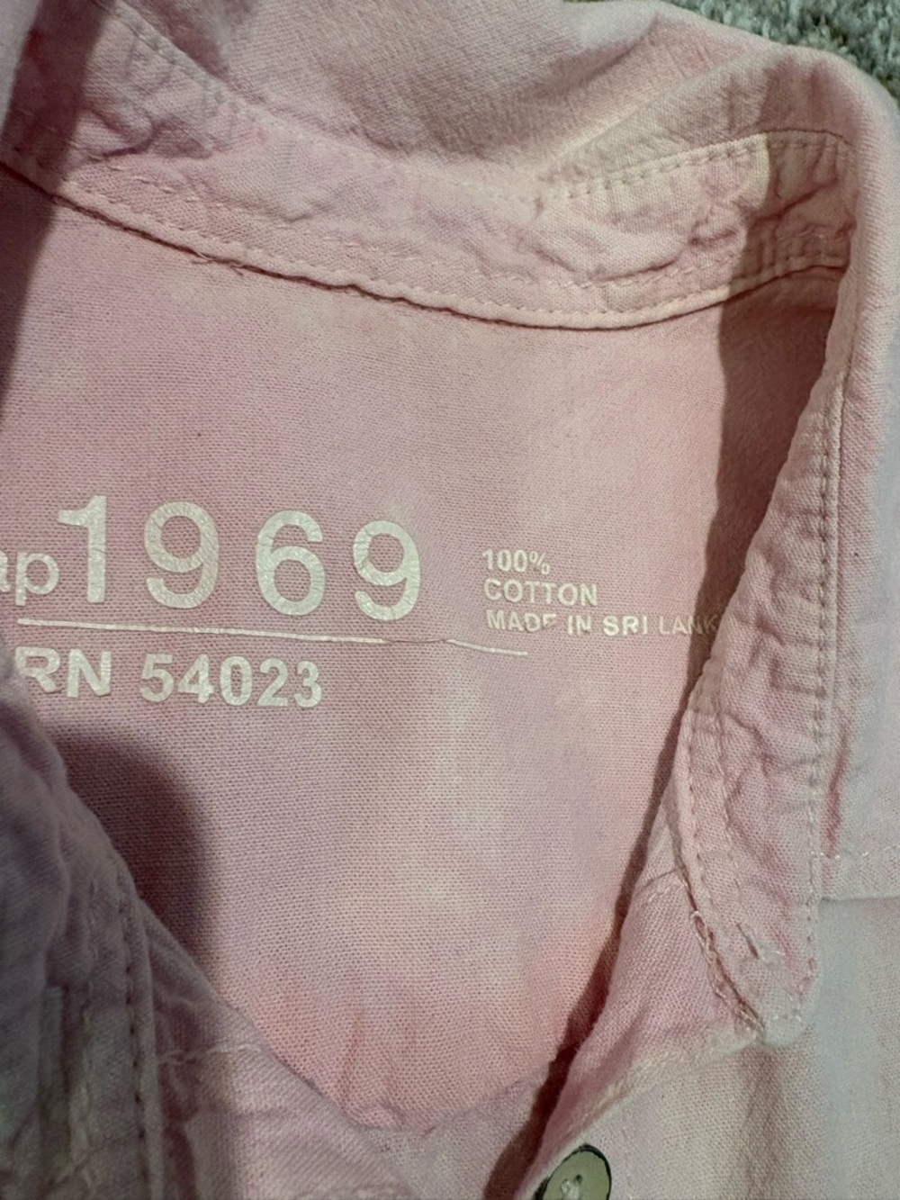 GAP Button-Down Shirt Trio in Lavender, Pink, and Light Blue - Picture 7 of 13